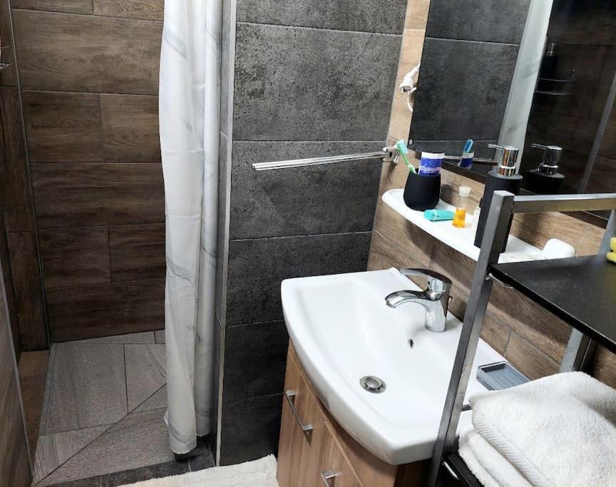 Ujszeged Apartman Exterior foto